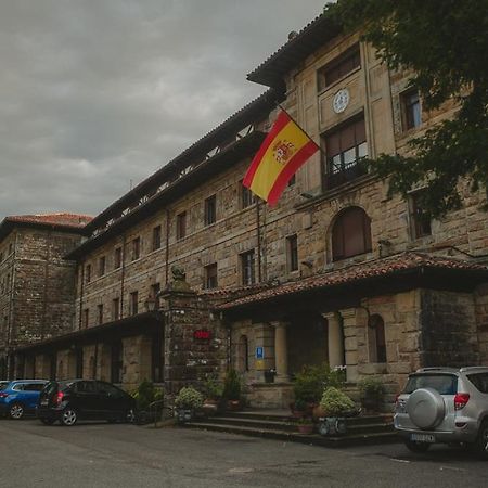 ホテル Balneario De Corconte Cabanas de Virtus エクステリア 写真