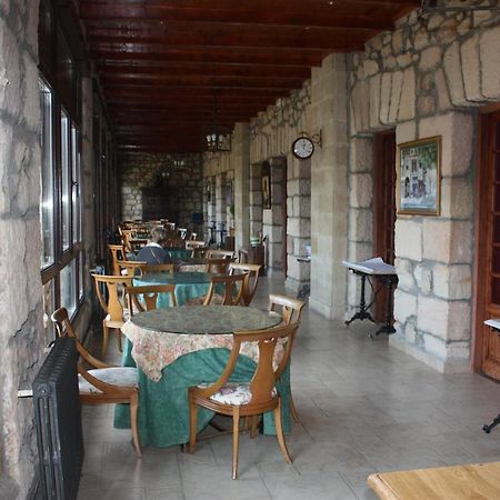 ホテル Balneario De Corconte Cabanas de Virtus エクステリア 写真