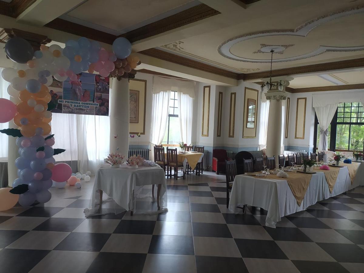 ホテル Balneario De Corconte Cabanas de Virtus エクステリア 写真