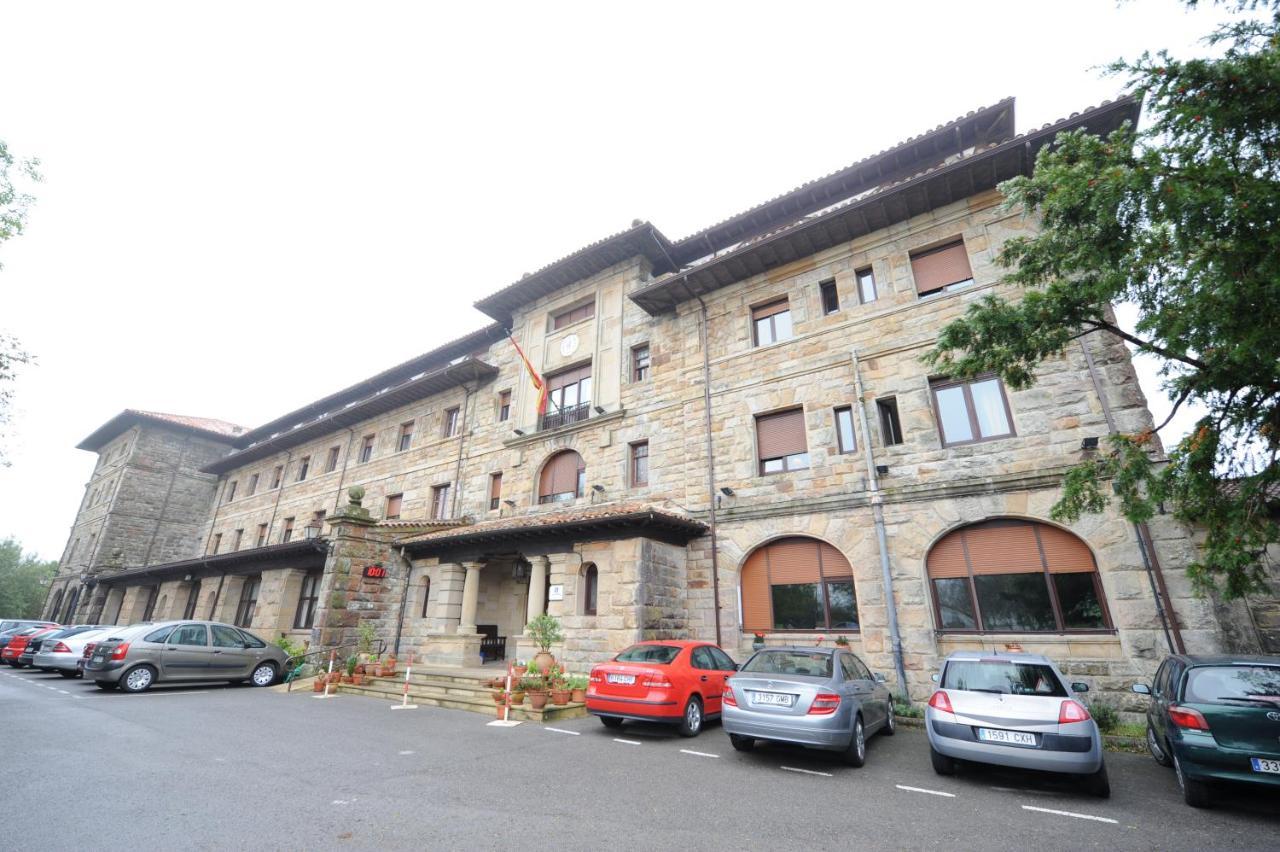 ホテル Balneario De Corconte Cabanas de Virtus エクステリア 写真